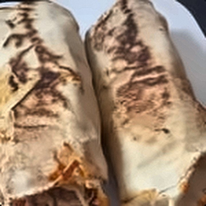 Grilled beef shawarma wraps